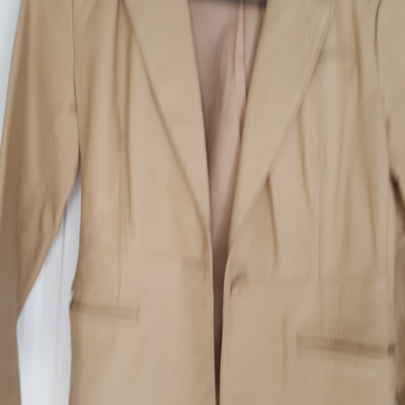 Leather jacket - Picture 2 of 2